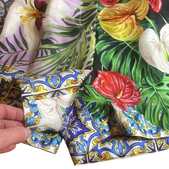 Silk shorts NWT Dolce and Gabbana - Picture 5 of 8